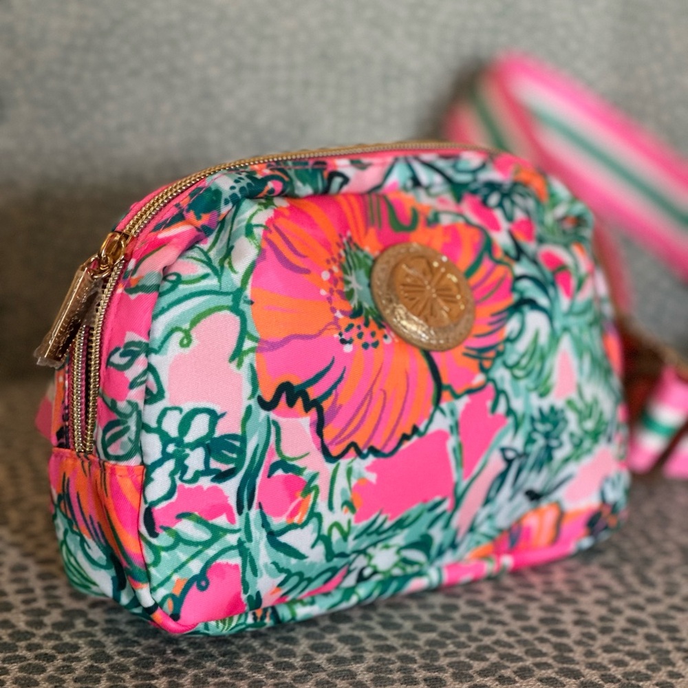 Lilly Pulitzer Pink and Green Floral belt bag - Picture 6 of 13